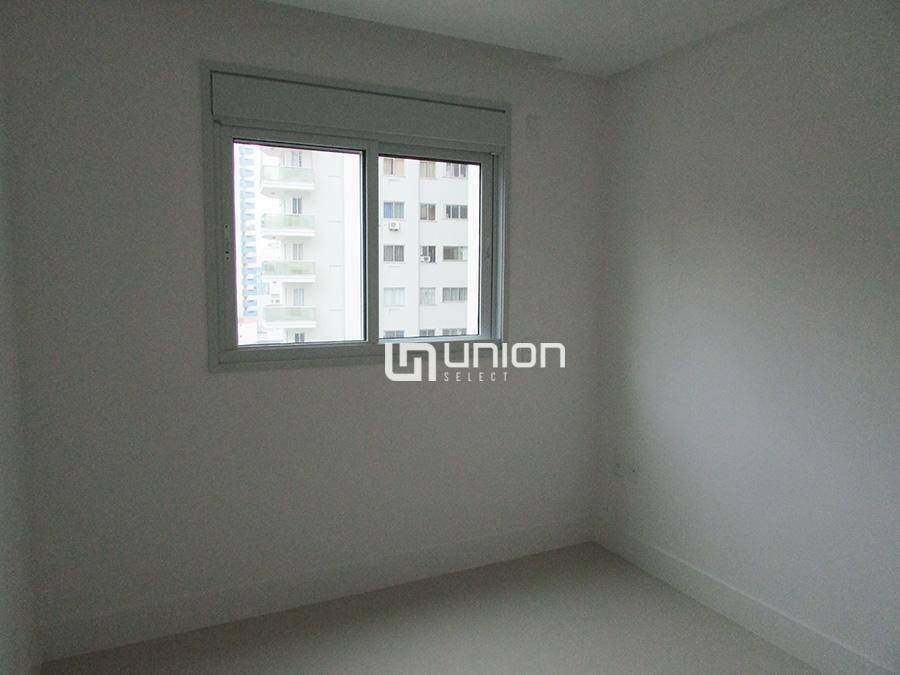 Apartamento à venda com 3 quartos, 128m² - Foto 15