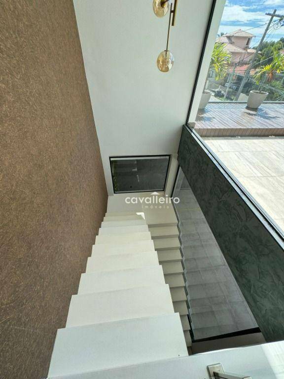 Casa de Condomínio à venda com 4 quartos, 330m² - Foto 16