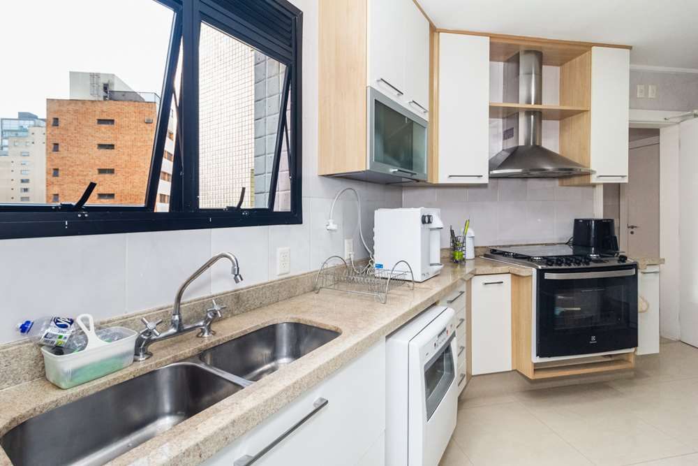 Apartamento à venda com 4 quartos, 357m² - Foto 11