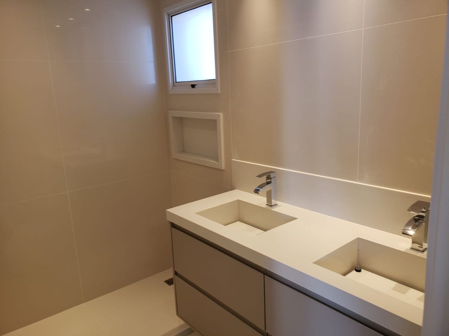 Apartamento à venda com 3 quartos, 145m² - Foto 22