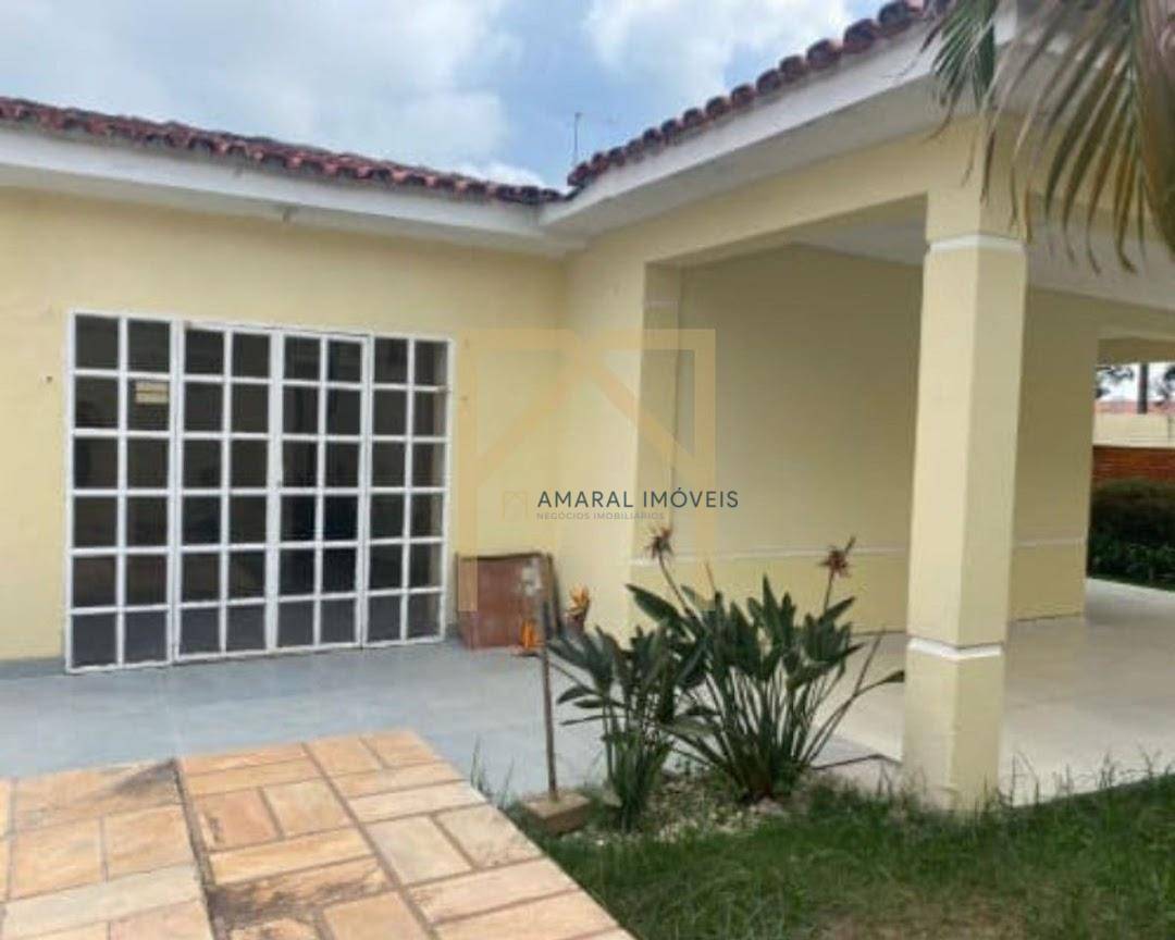 Casa à venda e aluguel com 3 quartos, 220m² - Foto 11