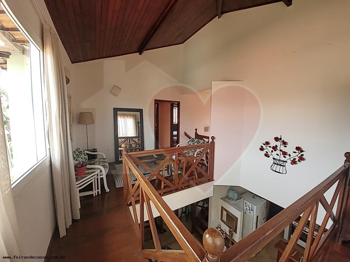 Casa à venda com 5 quartos, 240m² - Foto 32