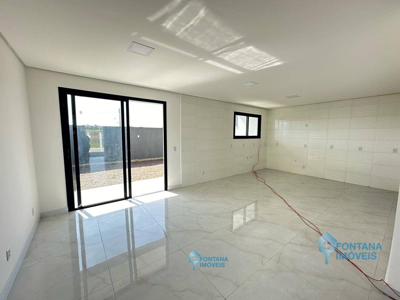 Casa à venda com 4 quartos, 186m² - Foto 3