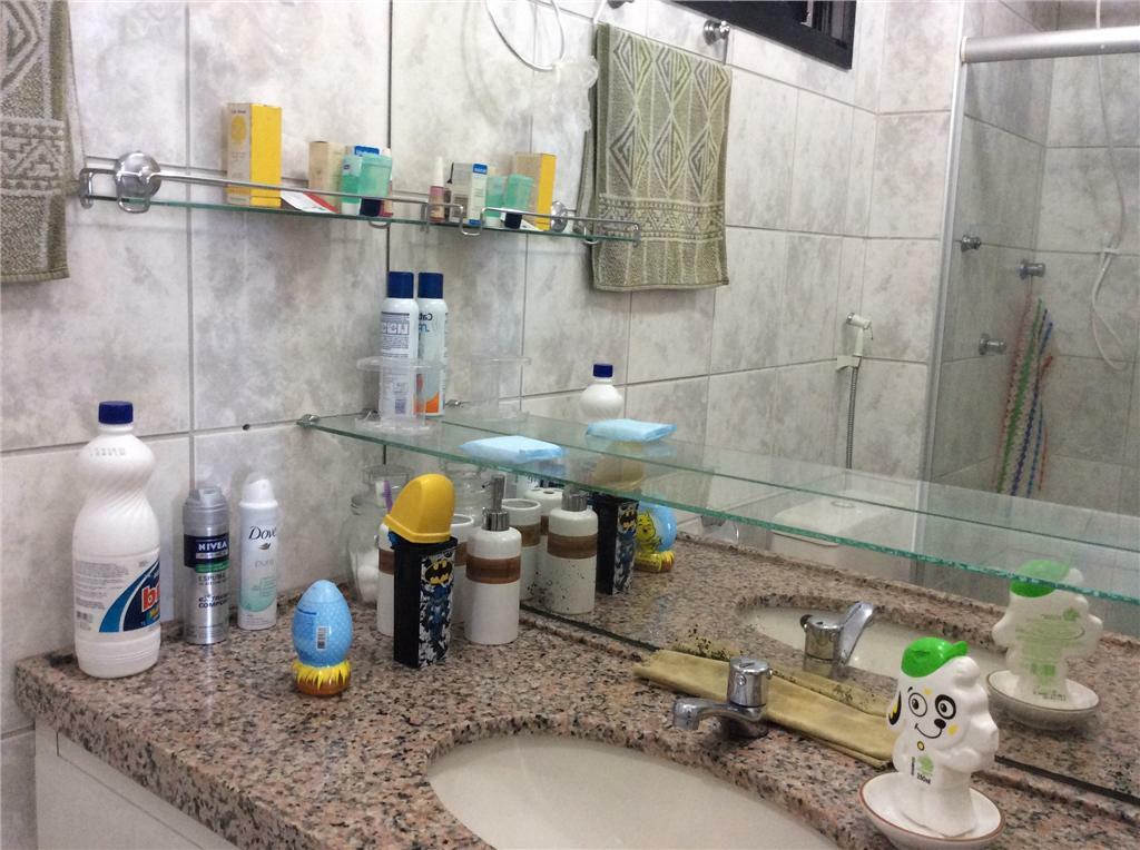 Apartamento à venda com 2 quartos, 60m² - Foto 22