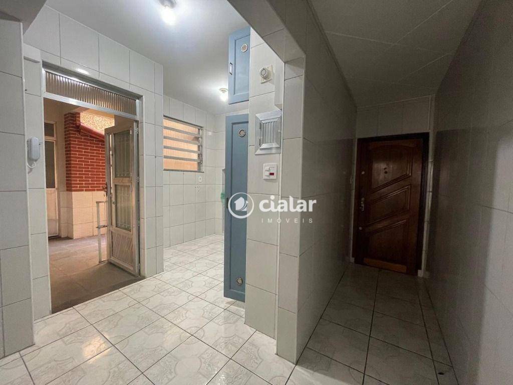 Apartamento à venda com 3 quartos, 230m² - Foto 14