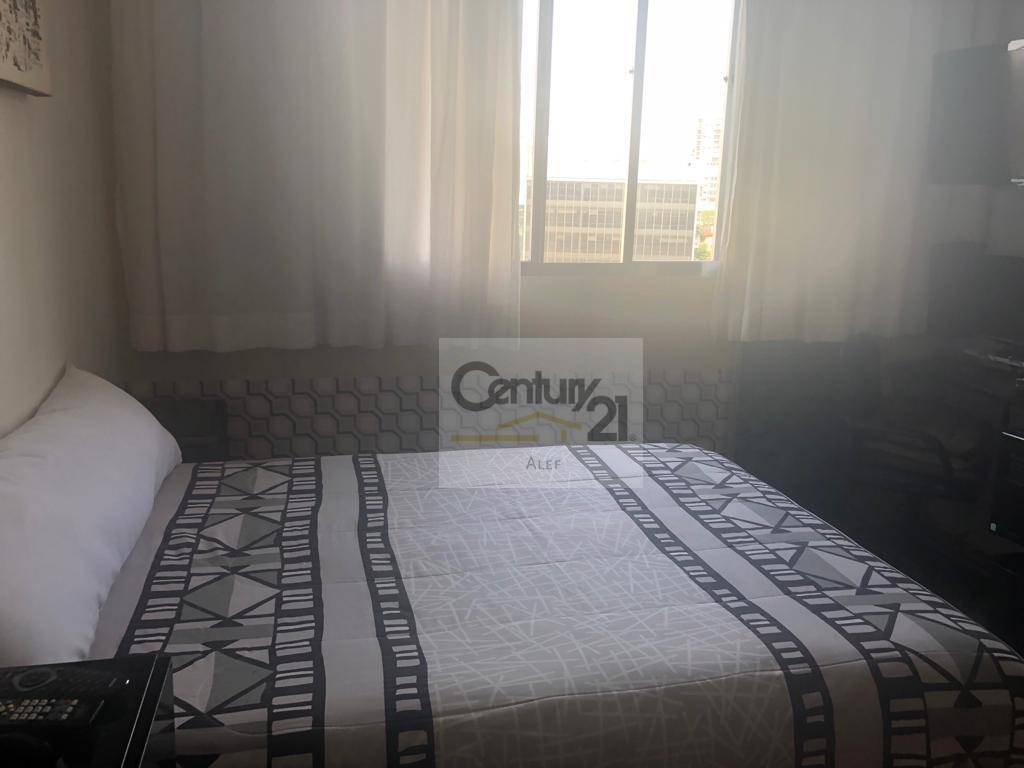 Apartamento à venda com 3 quartos, 139m² - Foto 12