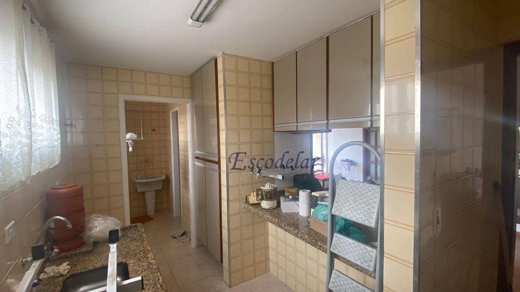 Apartamento à venda com 2 quartos, 62m² - Foto 3