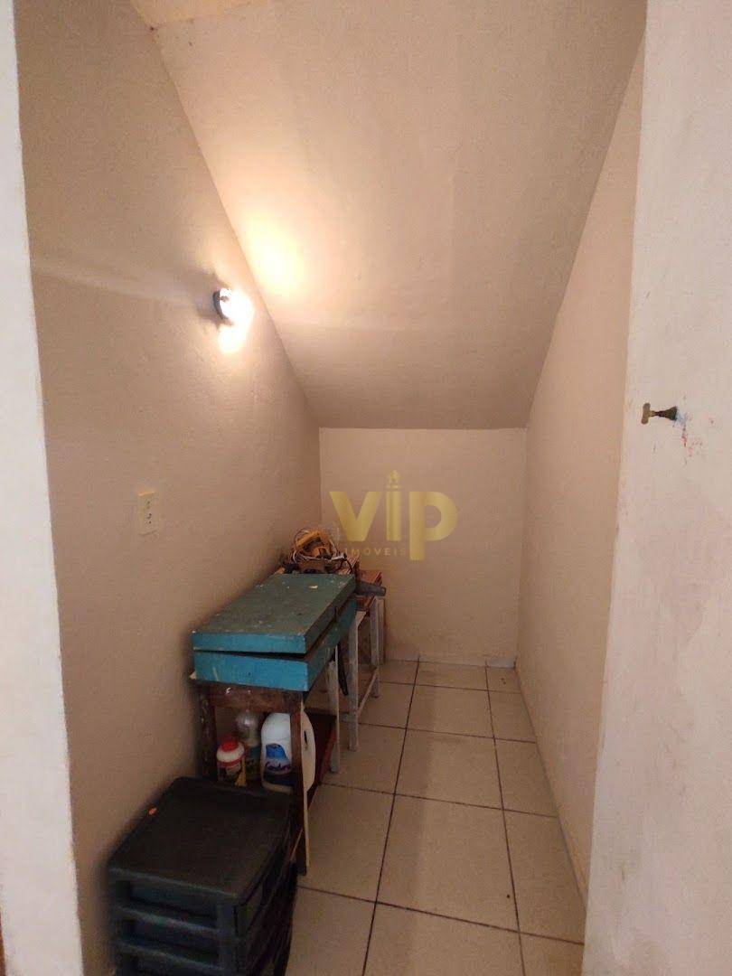 Casa à venda com 3 quartos, 200m² - Foto 22