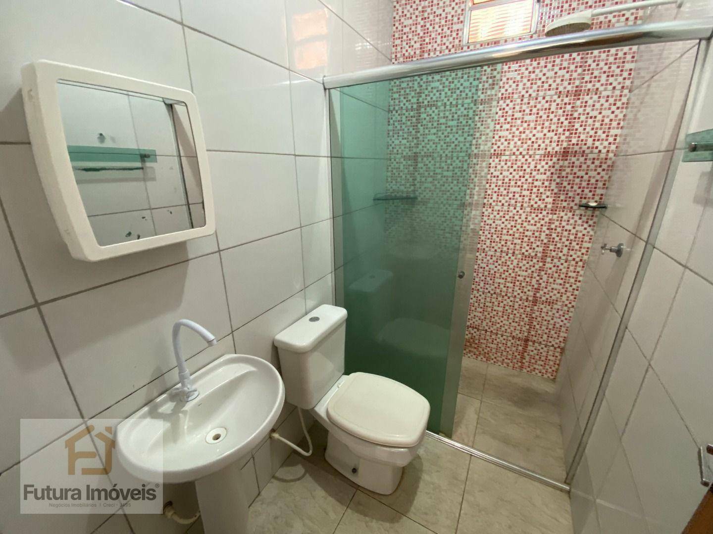 Casa para alugar com 2 quartos, 65m² - Foto 12