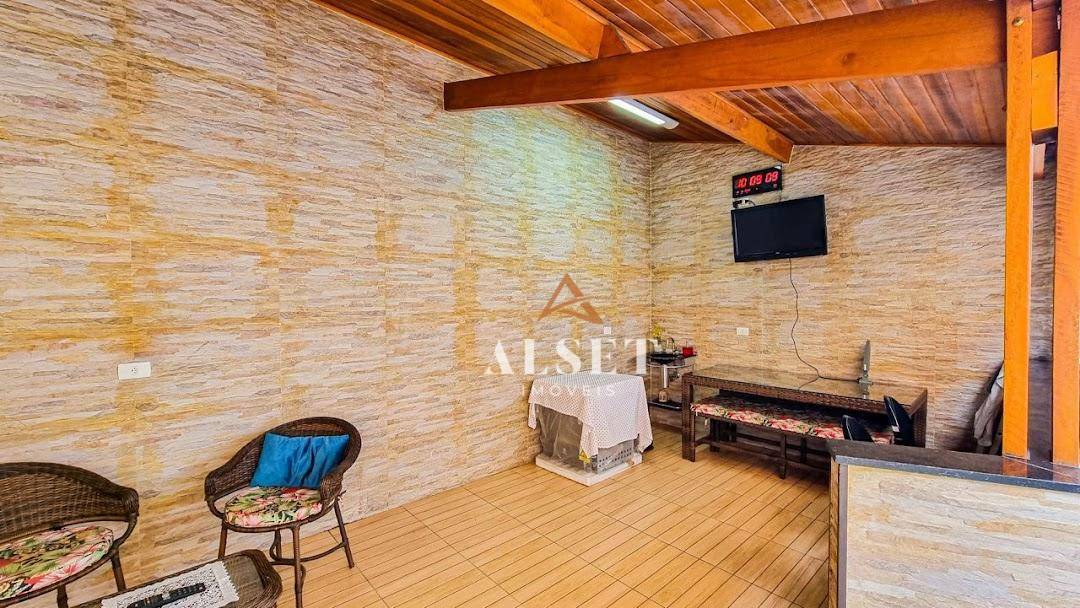 Casa de Condomínio à venda com 4 quartos, 185m² - Foto 19