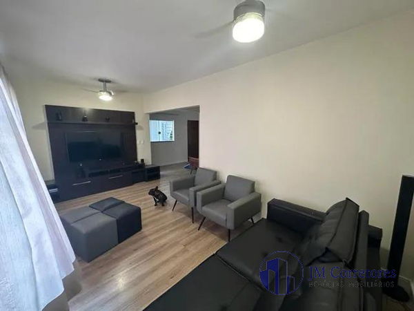 Casa à venda com 3 quartos, 200m² - Foto 8