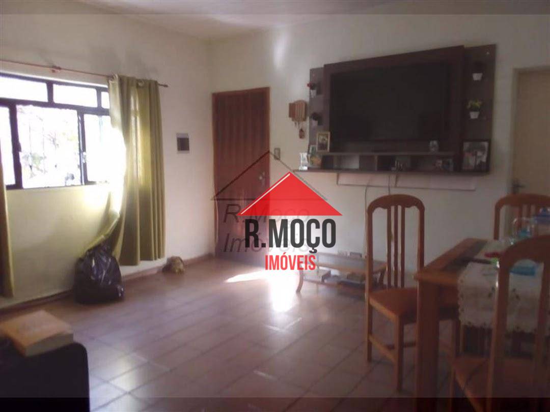 Casa à venda com 3 quartos, 201m² - Foto 5