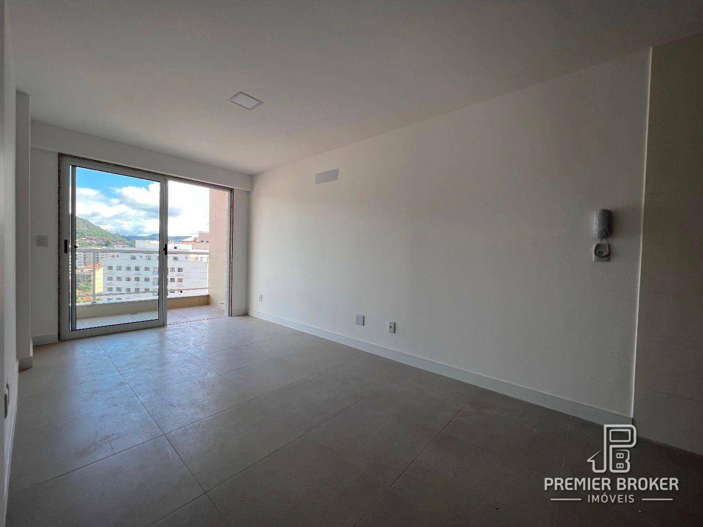 Apartamento à venda com 2 quartos, 62m² - Foto 5