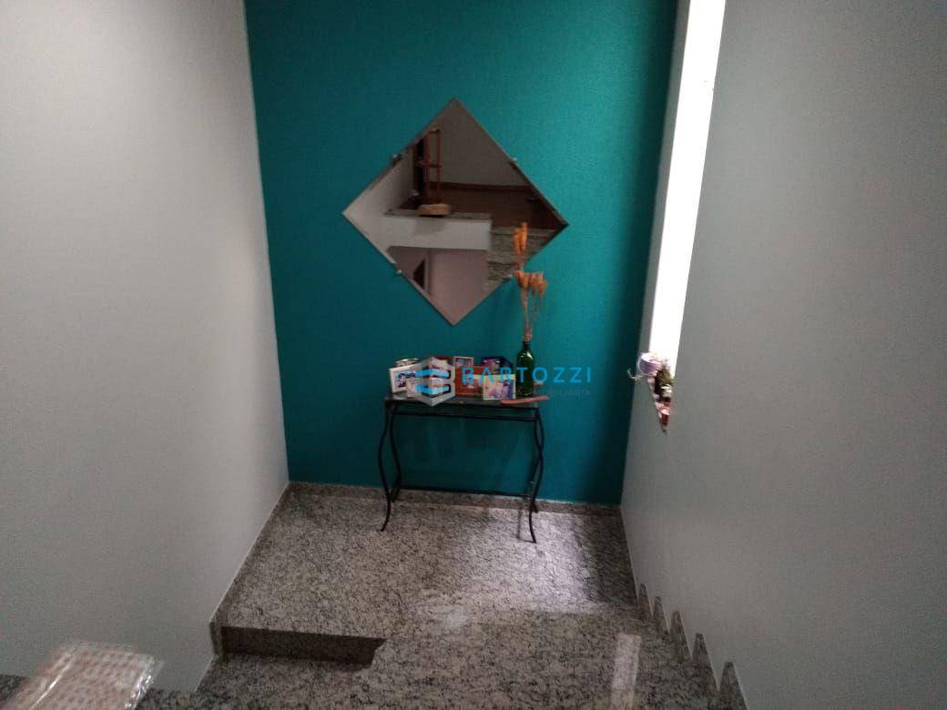 Sobrado à venda com 3 quartos, 198m² - Foto 8