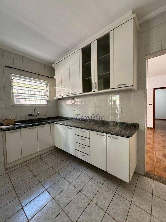 Casa à venda com 4 quartos, 160m² - Foto 37