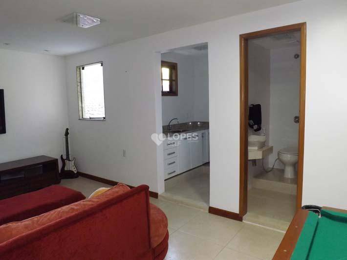 Casa à venda com 5 quartos, 351m² - Foto 17