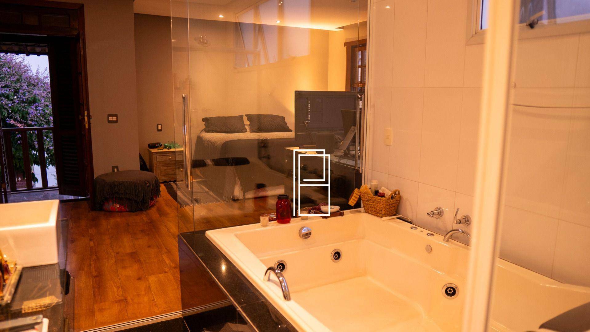 Casa à venda com 4 quartos, 300m² - Foto 45