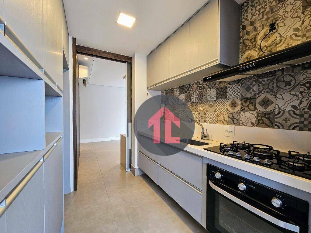 Apartamento para alugar com 2 quartos, 80m² - Foto 8