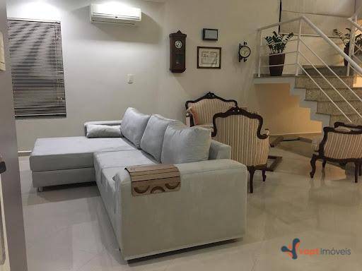 Casa de Condomínio à venda com 3 quartos, 330m² - Foto 6