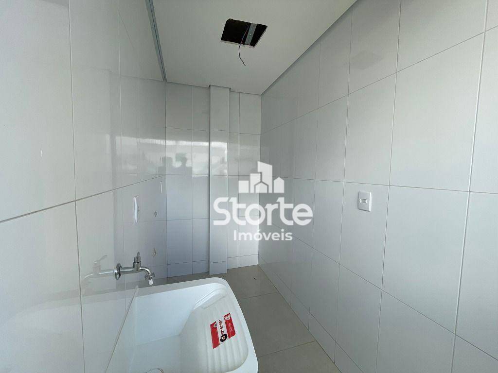 Apartamento à venda com 3 quartos, 95m² - Foto 8