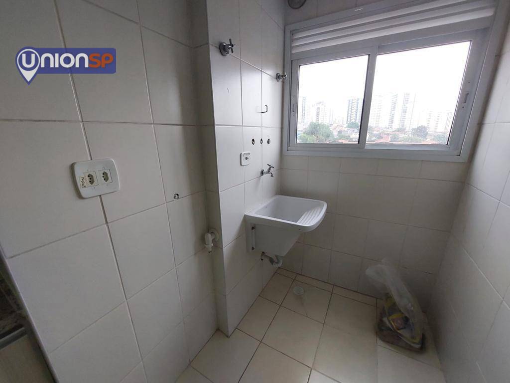 Apartamento à venda com 2 quartos, 62m² - Foto 26