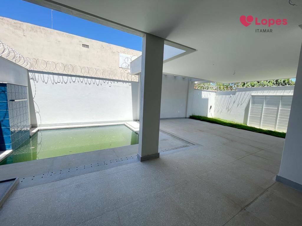 Casa à venda com 3 quartos, 220m² - Foto 5