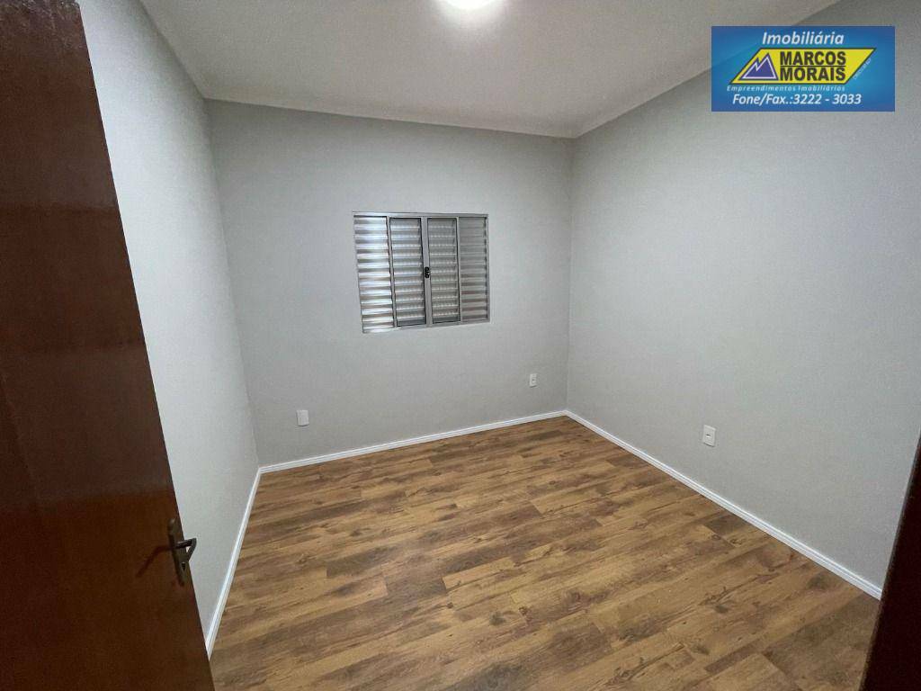 Casa à venda com 3 quartos, 128m² - Foto 22