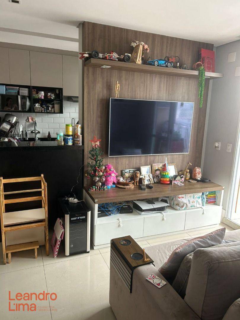 Apartamento à venda com 2 quartos, 60m² - Foto 1