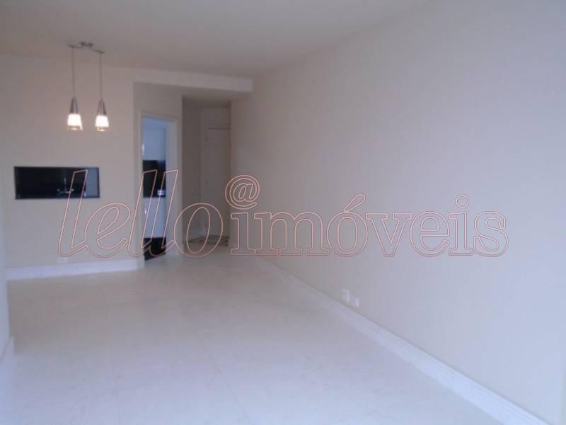 Apartamento para alugar com 2 quartos, 72m² - Foto 2