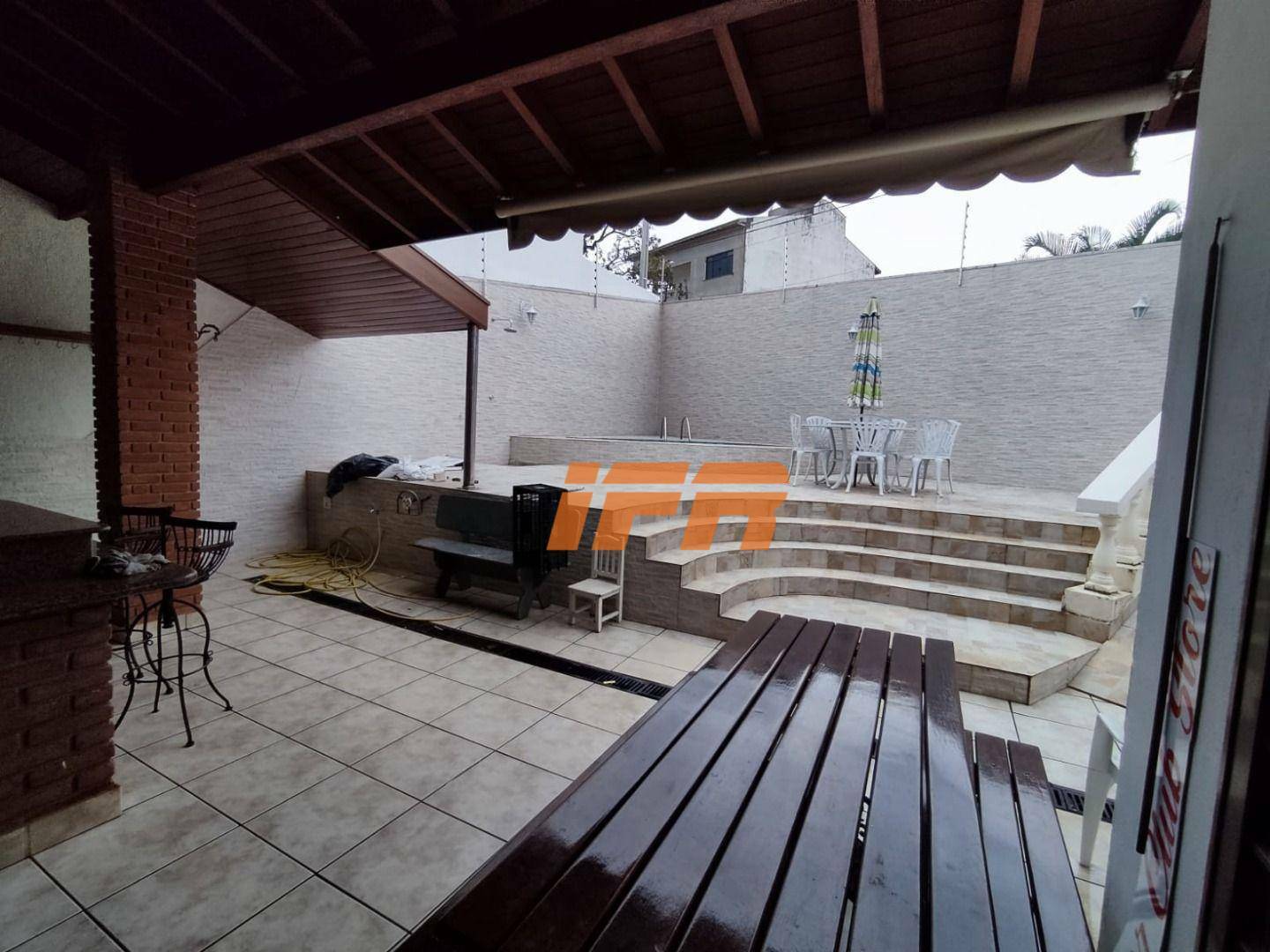 Sobrado à venda e aluguel com 4 quartos, 267m² - Foto 88