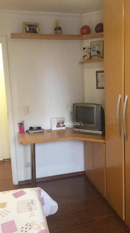 Apartamento à venda com 3 quartos, 98m² - Foto 23