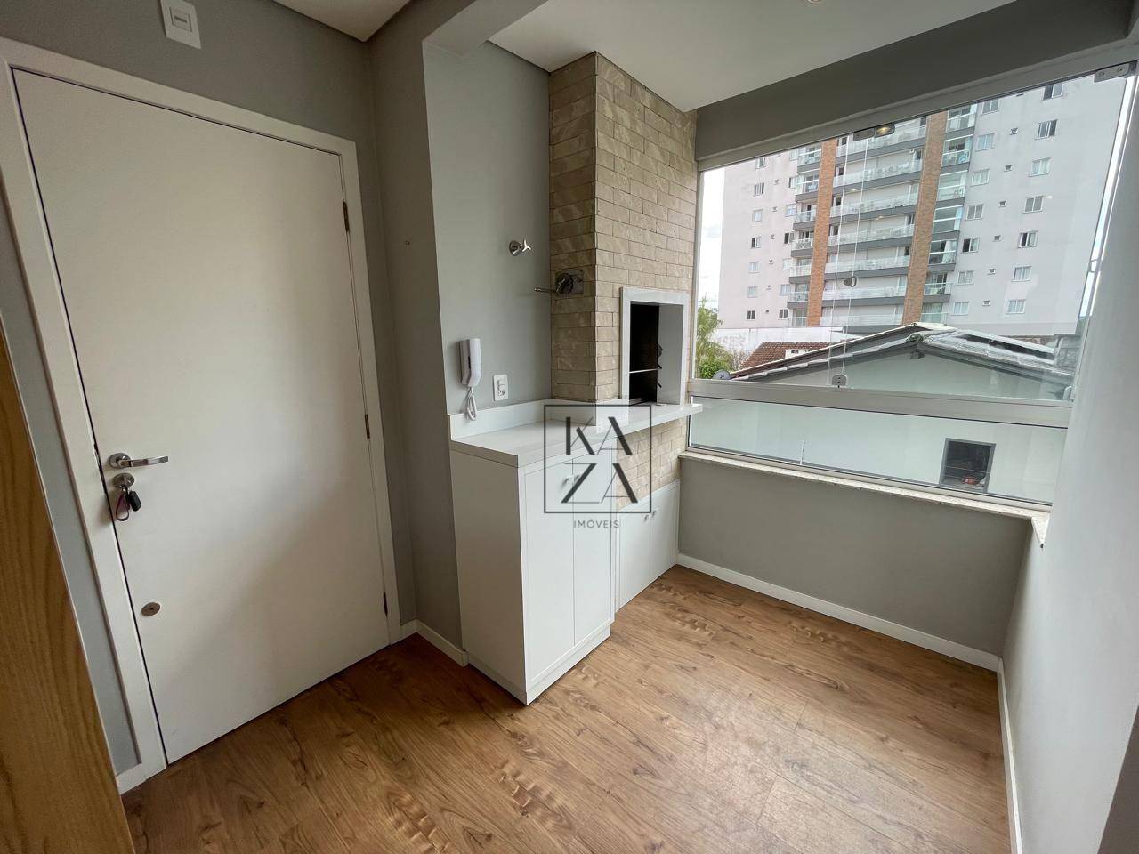 Apartamento à venda com 2 quartos, 75m² - Foto 5