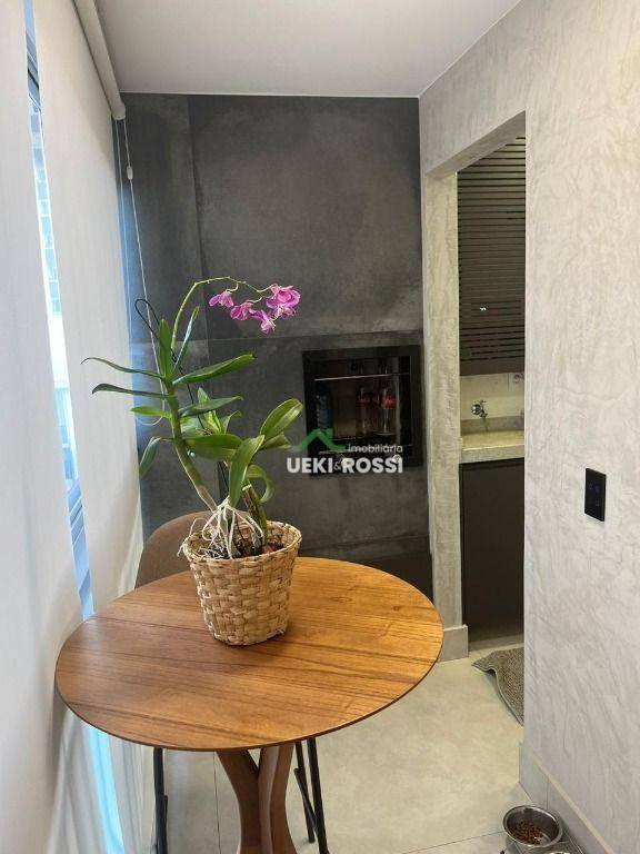 Apartamento à venda com 2 quartos, 64m² - Foto 10