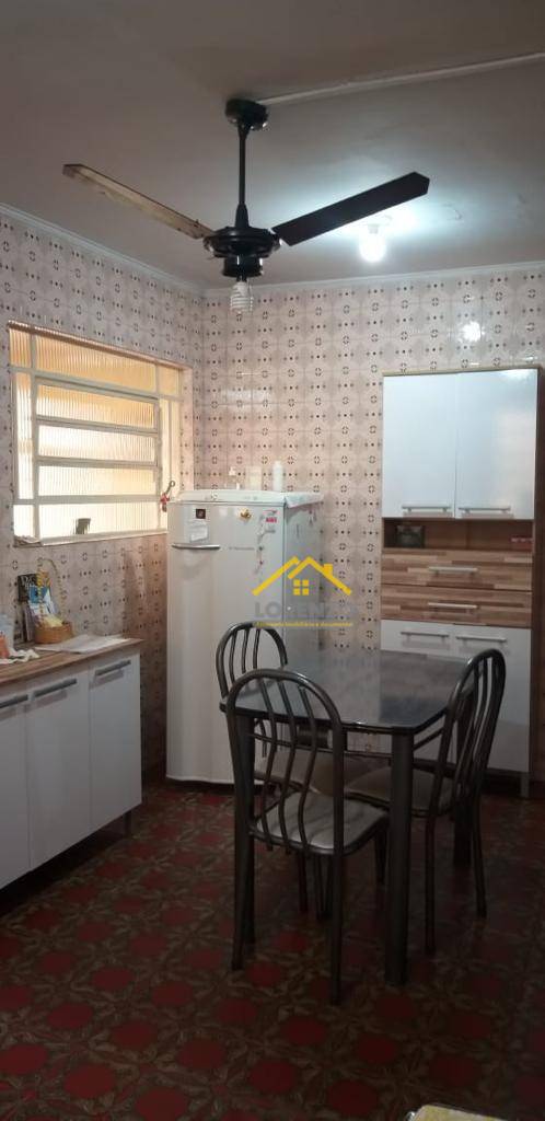 Casa à venda com 3 quartos, 171m² - Foto 32