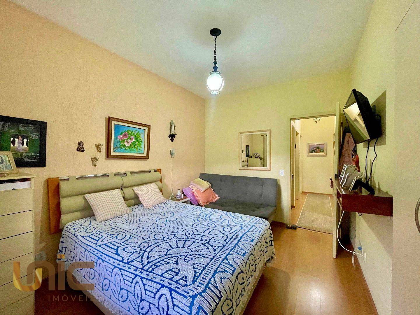 Casa à venda com 2 quartos, 188m² - Foto 7