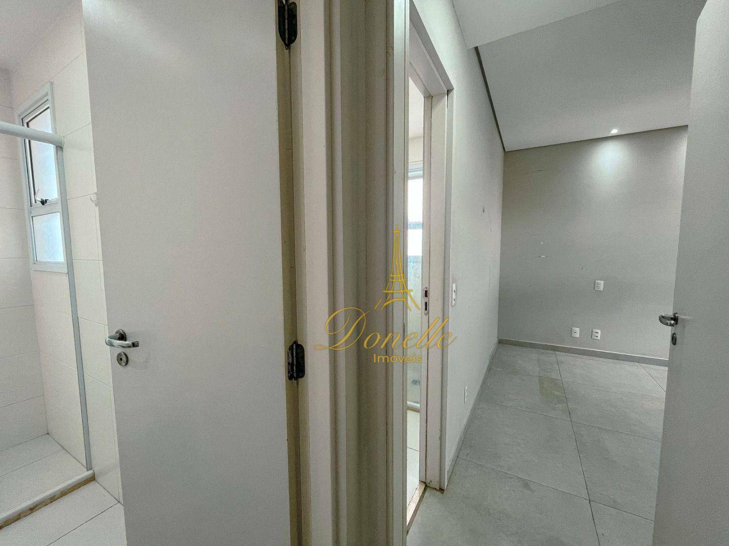 Apartamento à venda com 2 quartos, 70m² - Foto 12