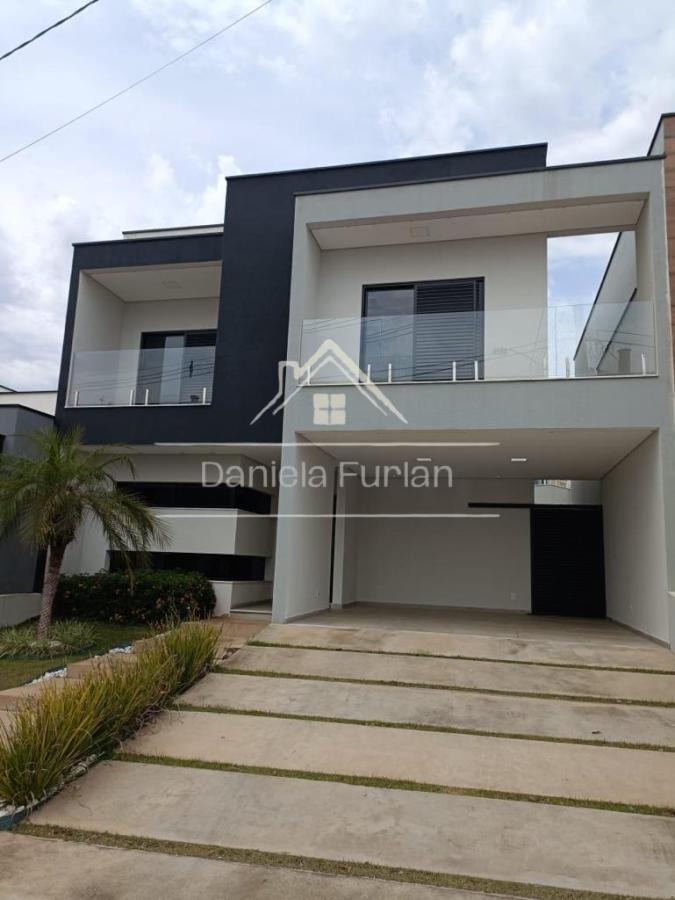 Casa de Condomínio à venda com 3 quartos, 211m² - Foto 1