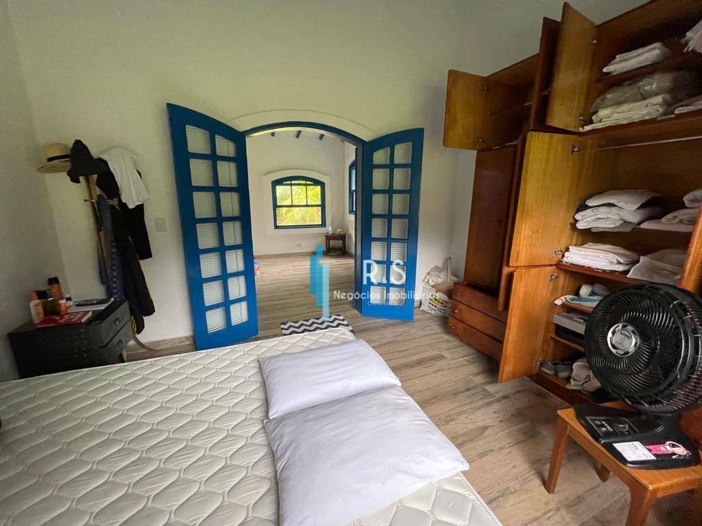 Sítio à venda com 5 quartos, 300m² - Foto 14