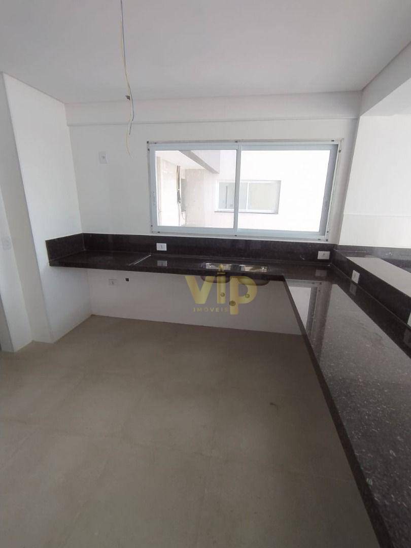 Apartamento à venda com 4 quartos, 225m² - Foto 4