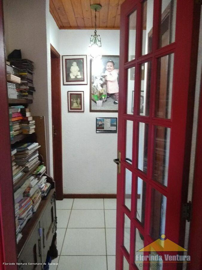 Casa de Condomínio à venda com 3 quartos, 420m² - Foto 24