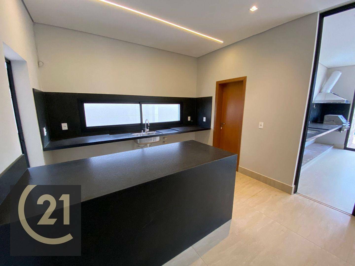 Sobrado à venda com 4 quartos, 372m² - Foto 19