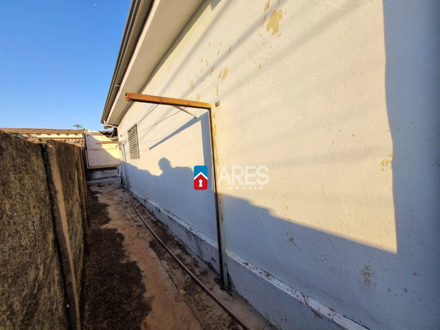 Casa à venda com 3 quartos, 116m² - Foto 3