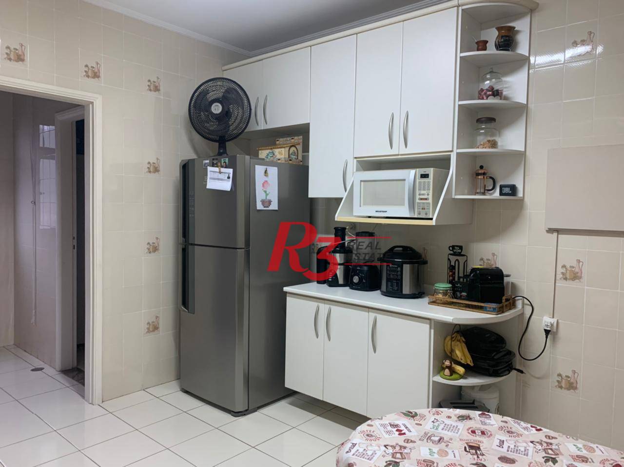 Apartamento à venda com 2 quartos, 70m² - Foto 4