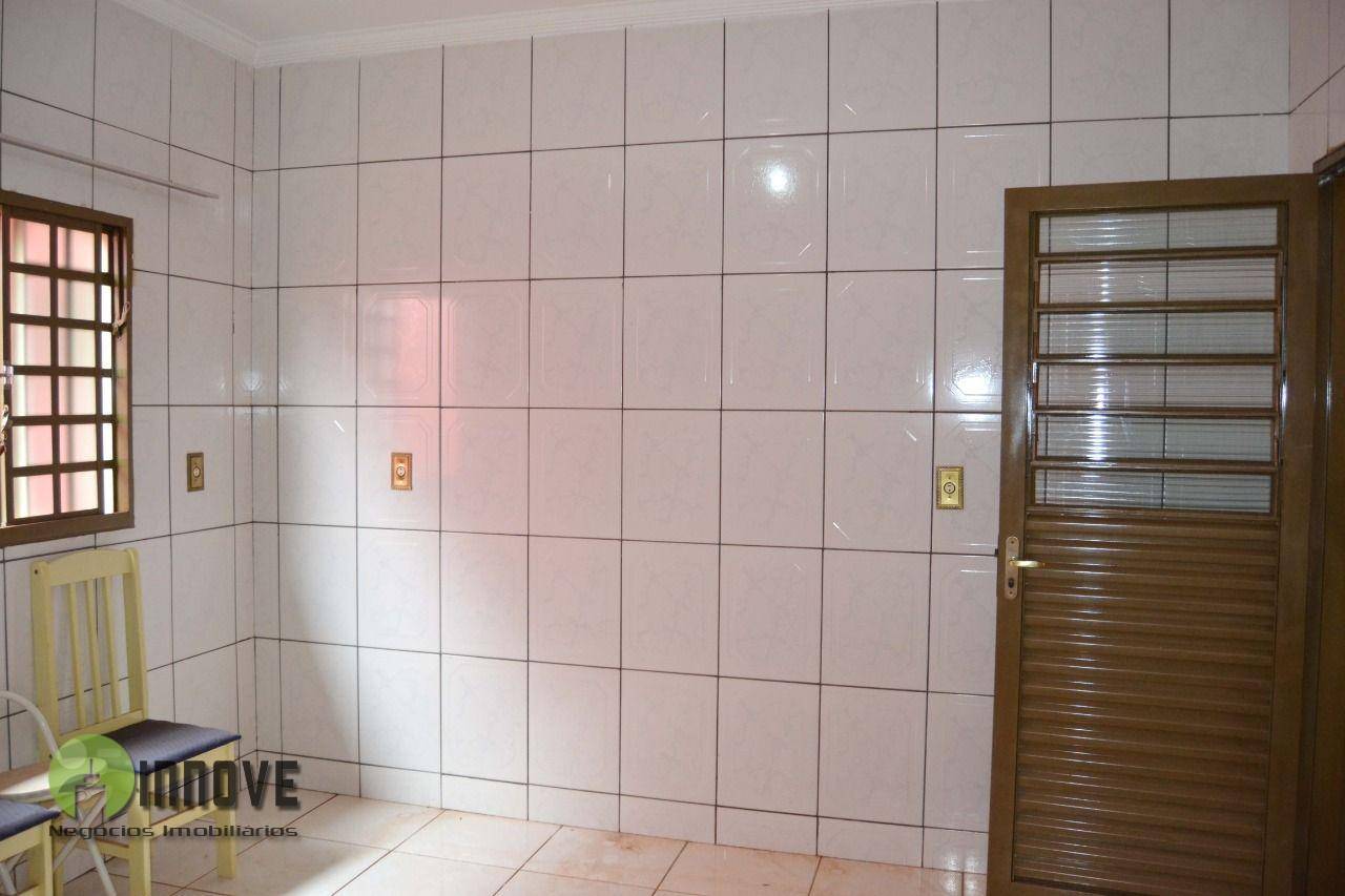 Casa à venda com 2 quartos, 131m² - Foto 14