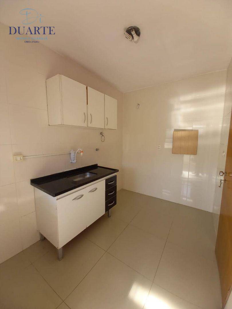 Apartamento para alugar com 2 quartos, 75m² - Foto 10