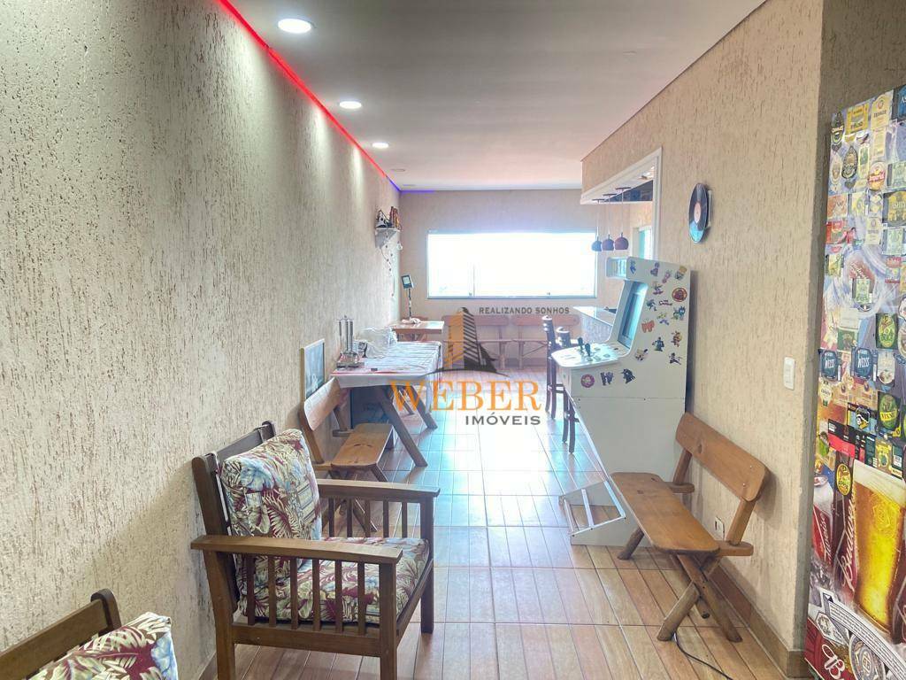 Casa de Condomínio à venda com 3 quartos, 240m² - Foto 31