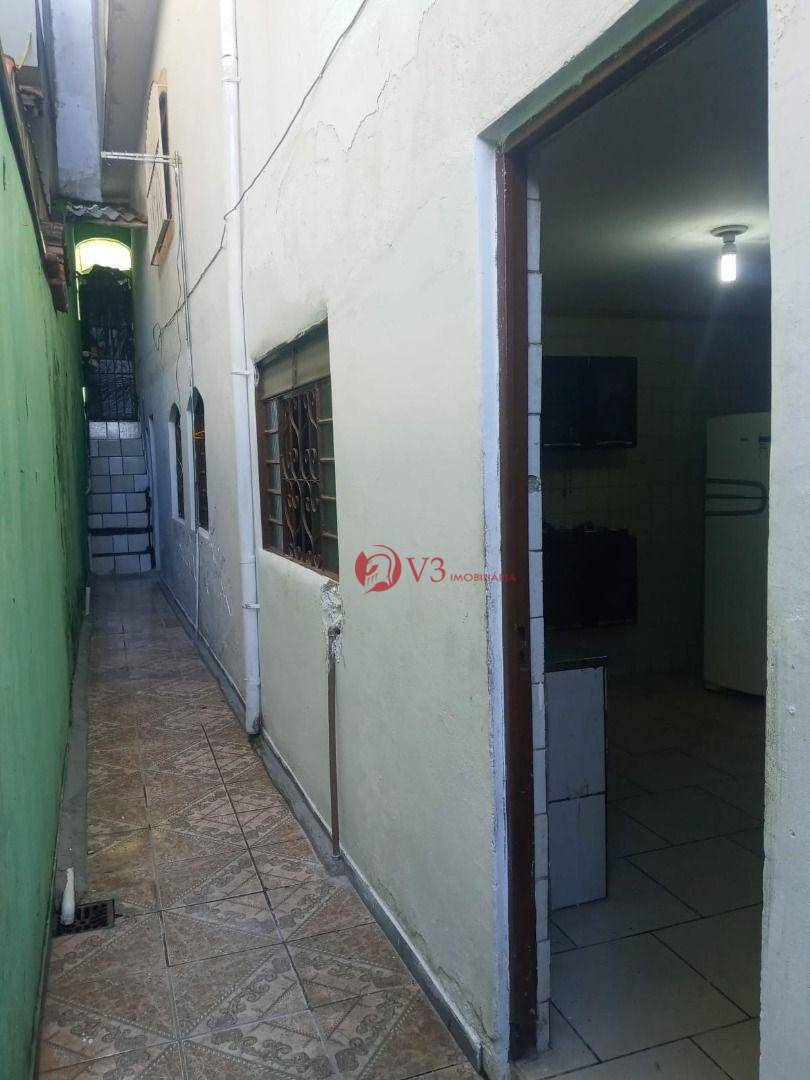 Casa para alugar com 2 quartos, 100m² - Foto 15