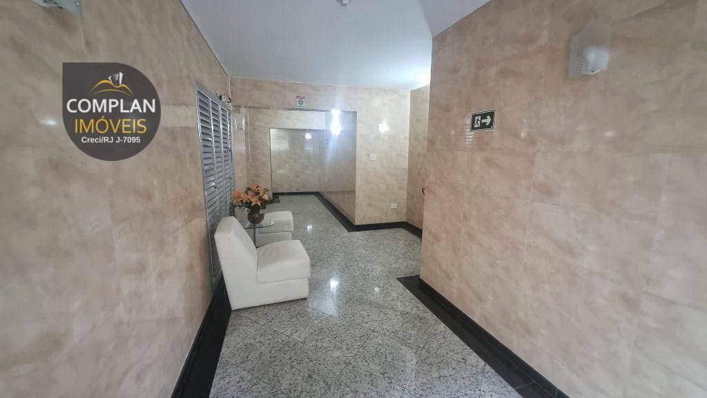 Apartamento à venda com 2 quartos, 45m² - Foto 2