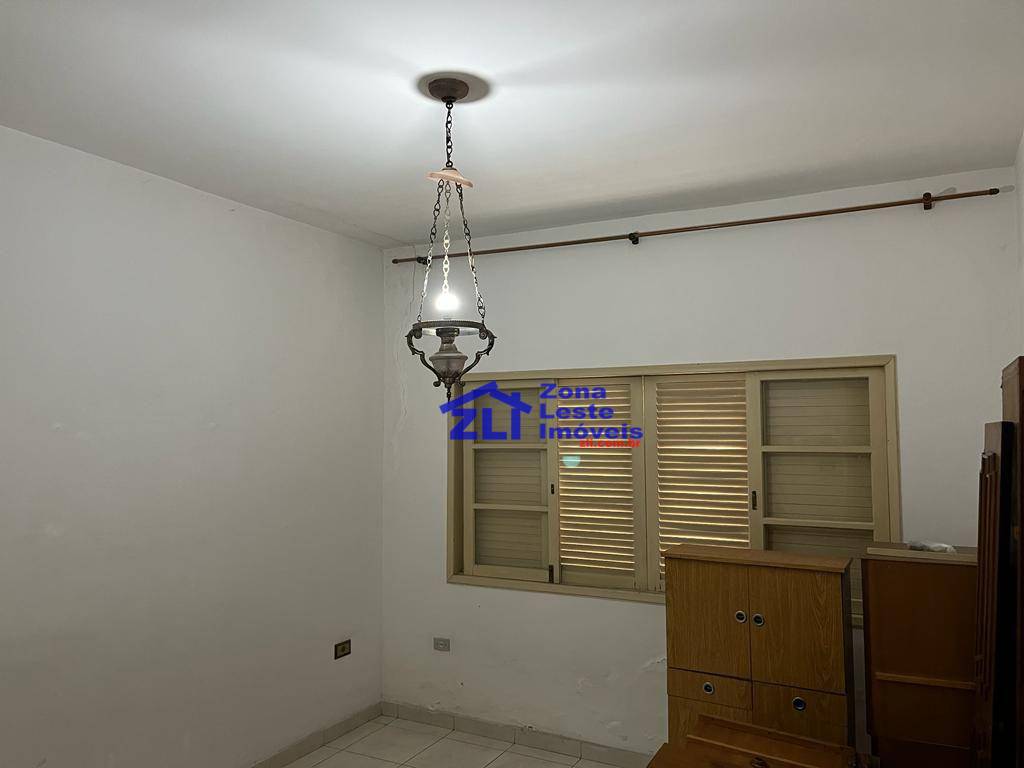 Casa à venda com 4 quartos, 250m² - Foto 13