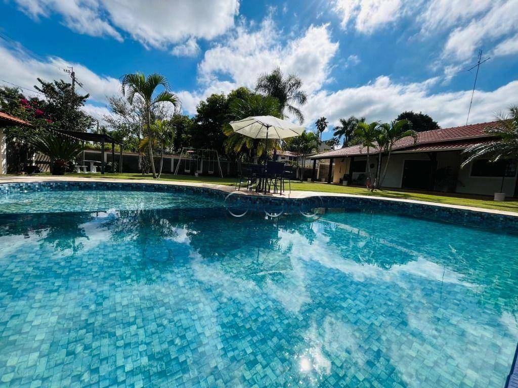 Casa de Condomínio à venda com 3 quartos, 323m² - Foto 5